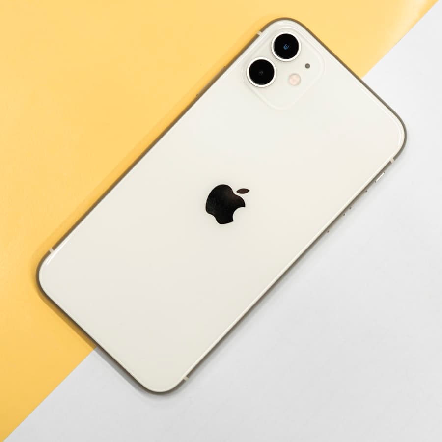 iPhone 13